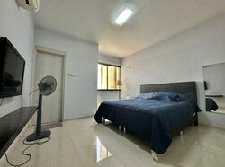 Hillcrest Arcadia (D11), Condominium #569798371